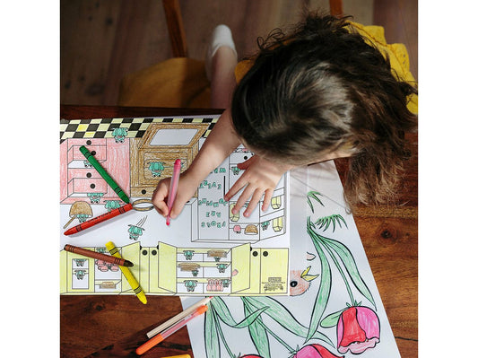8 Passover Placemats with 4 Crayons